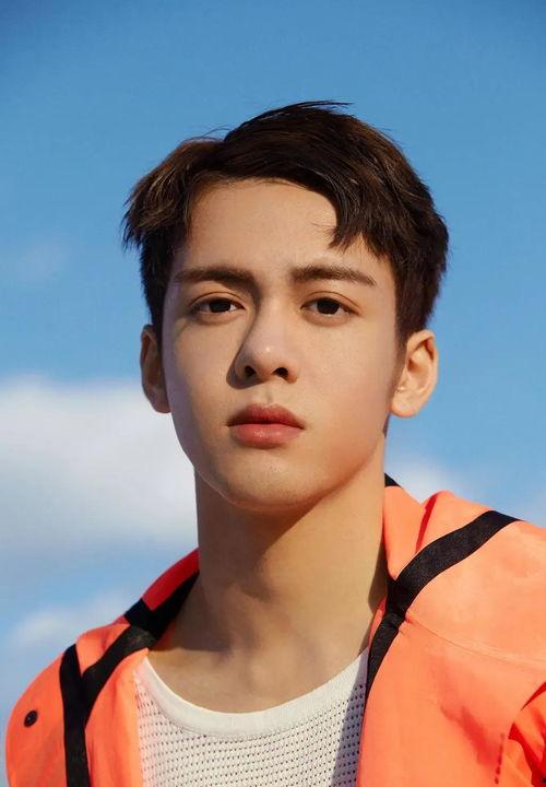 圈内爆料曾舜晞视频,揭秘明星背后的真实生活 第3张 圈内爆料曾舜晞视频,揭秘明星背后的真实生活 第3张